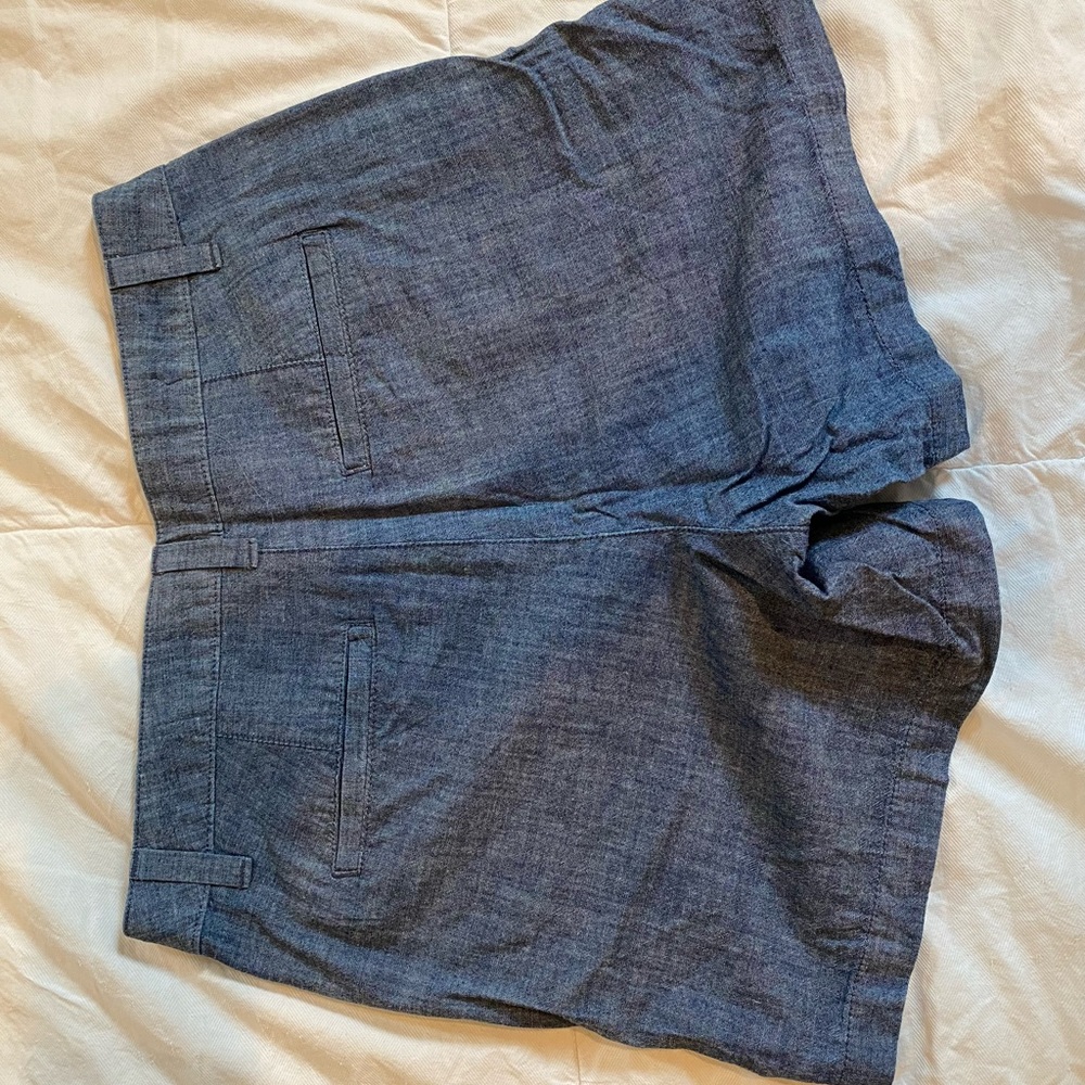 Shorts - Picture 2 of 3